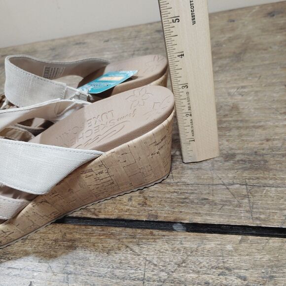 Skechers Sz 12 Sandals Cream Wedge Shoes Cali NWT Luxe Foam 32953 - Picture 5 of 10